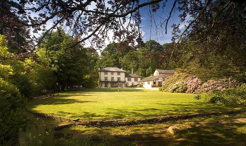 Hotel Lovelady Shield Alston